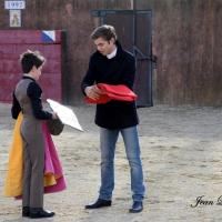 Andy remettant le prix à Louvain